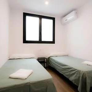 Atico Con Terraza En El Centro De Appartement Reus